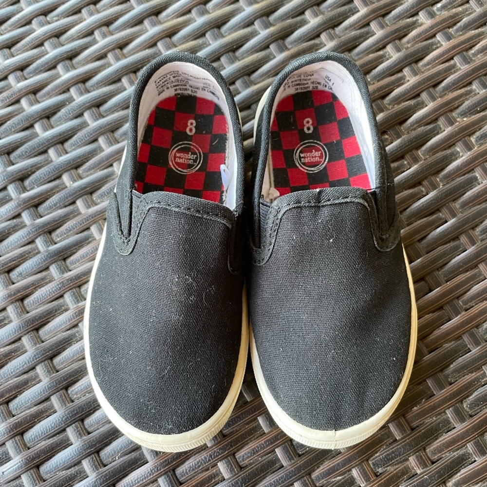 Wonder Nation Canvas Slip On- Size 8